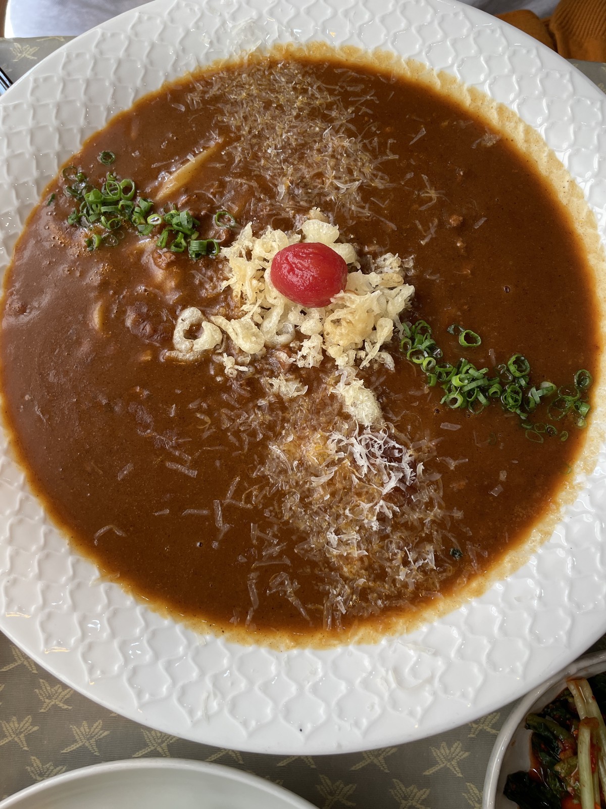 Daechang Hanu Kalguksu & Tomato Curry Kalguksu