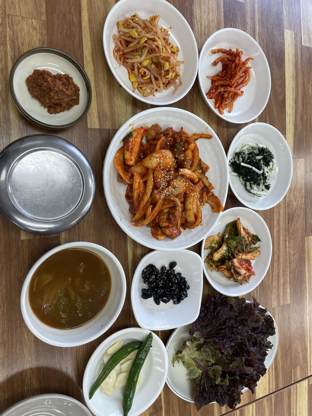 Jeyukbokkeum Baekban