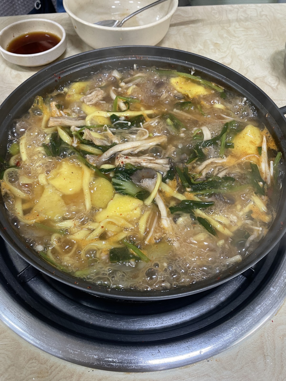 Sogogi-beoseot-maeuntang
